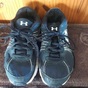 Under Armour Women's Size 9 Sneakers